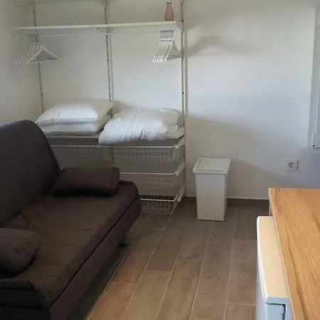 Navi Apartment *