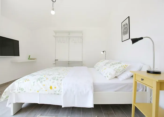 Navi Lägenhet Bibinje