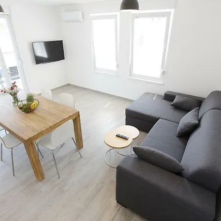 Navi Apartman Bibinje