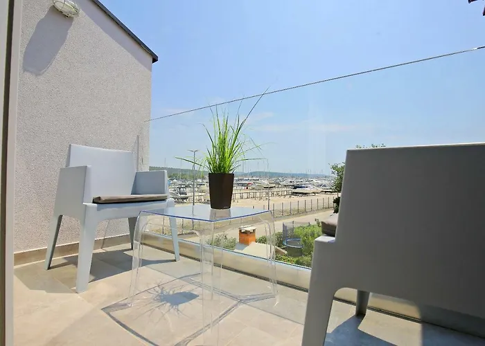 Navi Lejlighed Bibinje